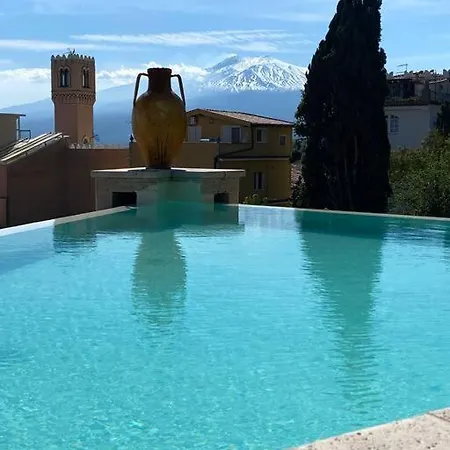 Atelier Spacious With Pool *