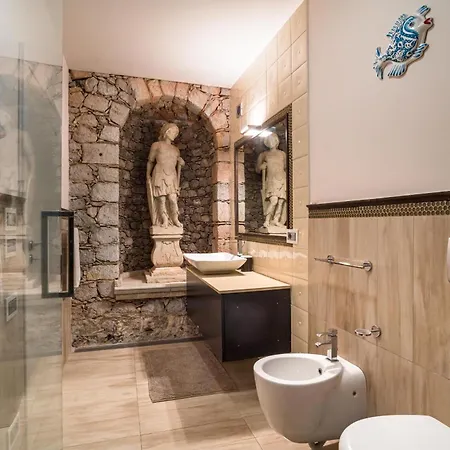 Atelier Spacious With Pool Taormina
