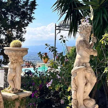 Atelier Spacious With Pool Villa Taormina